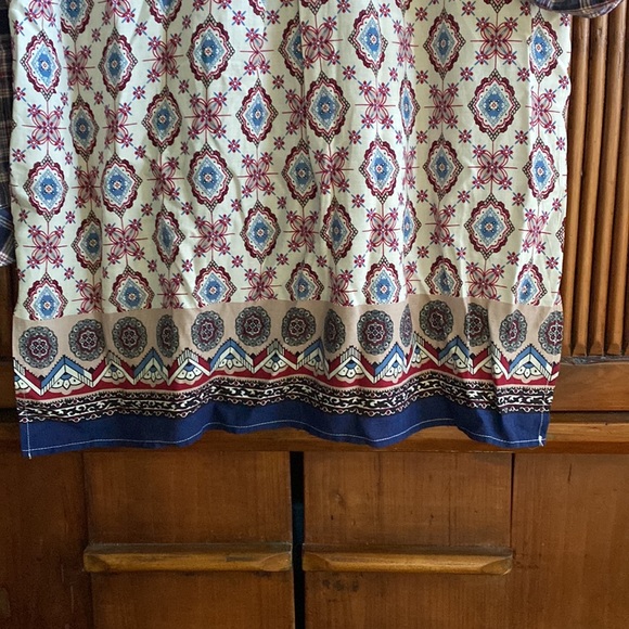 Altar’d State Women’s Shirt - Picture 10 of 12